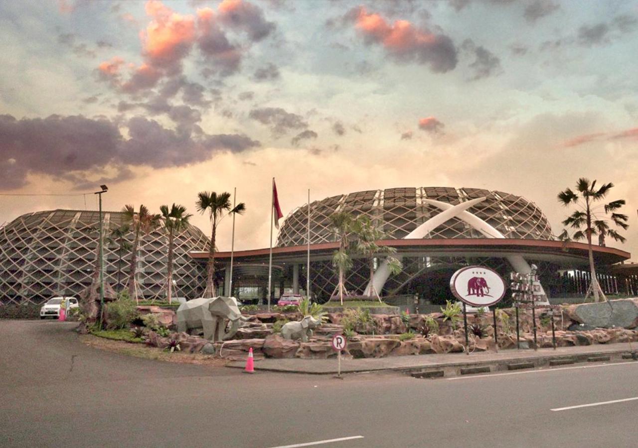 Royal Safari Garden Resort&convention 4*
